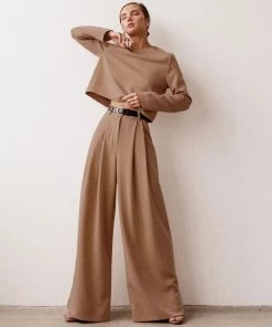 Trendy & Unique What's New Athflow Long Sleeve Crop Top Wide Leg Pant Matching Set - Coffee
