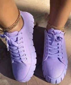 Trendy & Unique Casual Style Lace Up Ridged Trimmed Platform Sneakers - Purple