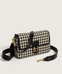 Trendy & Unique Chic Houndstooth Print Golden Flap Front Shoulder Bag - Black