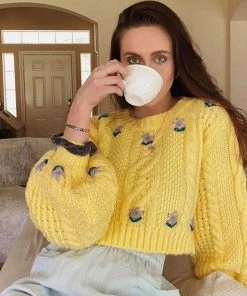 Trendy & Unique Cute Flower Cable Knit Bishop Sleeve Crop Pullover Sweater - Yellow What's New