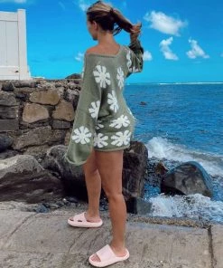 Trendy & Unique Cute Floral Print Pullover Knit Shorts Matching Set - Green