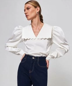Trendy & Unique Cute Style Peter Pan Collar V Neck Puff Sleeve Blouse - White What's New