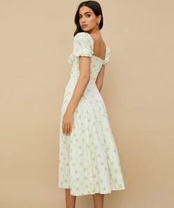 Trendy & Unique Daisy Printed Puff Sleeve High Slit Smock Maxi Sundress - Light Yellow What's New