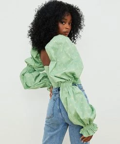 Trendy & Unique Ditsy Printed Tied Front Bustier Puff Sleeve Crop Top - Light Green