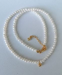 Trendy & Unique Elegant Pearl Embellished Plated Bead Pendant Choker Necklace - White Jewelry