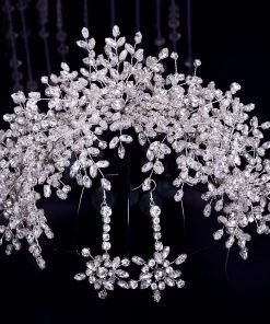 Trendy & Unique Elegant Rhinestone Leaf Motif Embellished Headband - Silver What's New