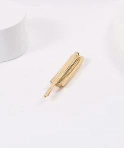 Trendy & Unique What's New Modern Chic Plated Golden Tone Embossed Hair Clip - Gold