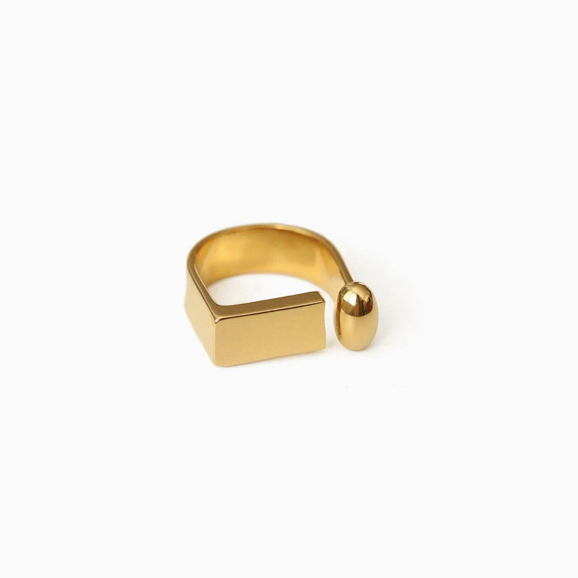 Trendy & Unique Modern Chic Gold Tone Plated Letter Shaped D-Ring - Gold What's New 5 Trendy & Unique Modern Chic Gold Tone Plated Letter Shaped D-Ring - Gold What's New