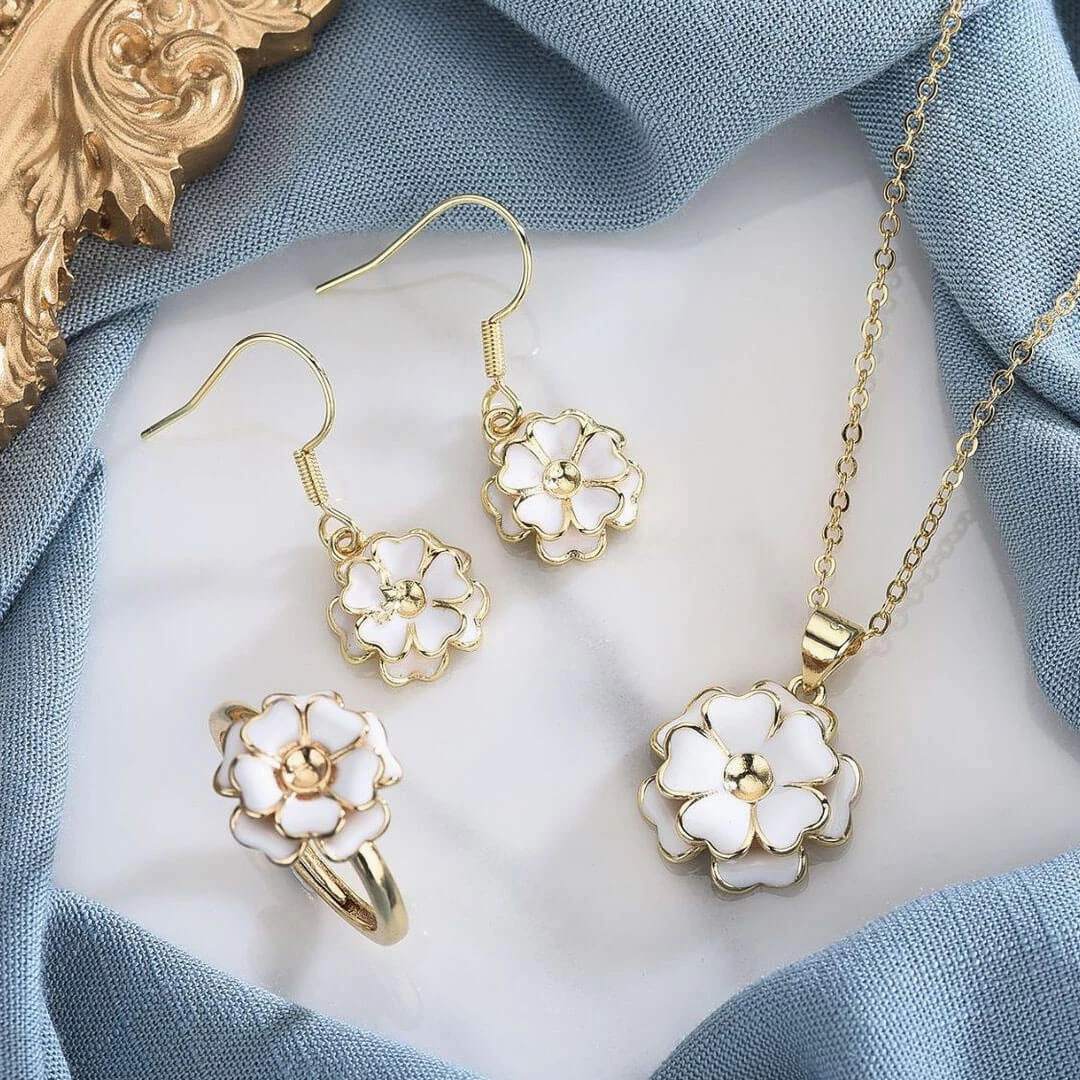 Trendy & Unique Celebrity Style Gold Tone 3D Petal Charm Jewelry Set - White What's New 4 Trendy & Unique Celebrity Style Gold Tone 3D Petal Charm Jewelry Set - White What's New