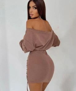 Trendy & Unique Iconic Style Boat Shoulder Long Sleeve Ruched Mini Dress - Black What's New