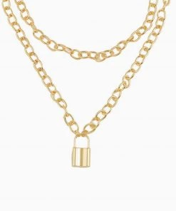 Trendy & Unique What's New Modern Lock Pendant Chain-Link Layered Necklace - Gold