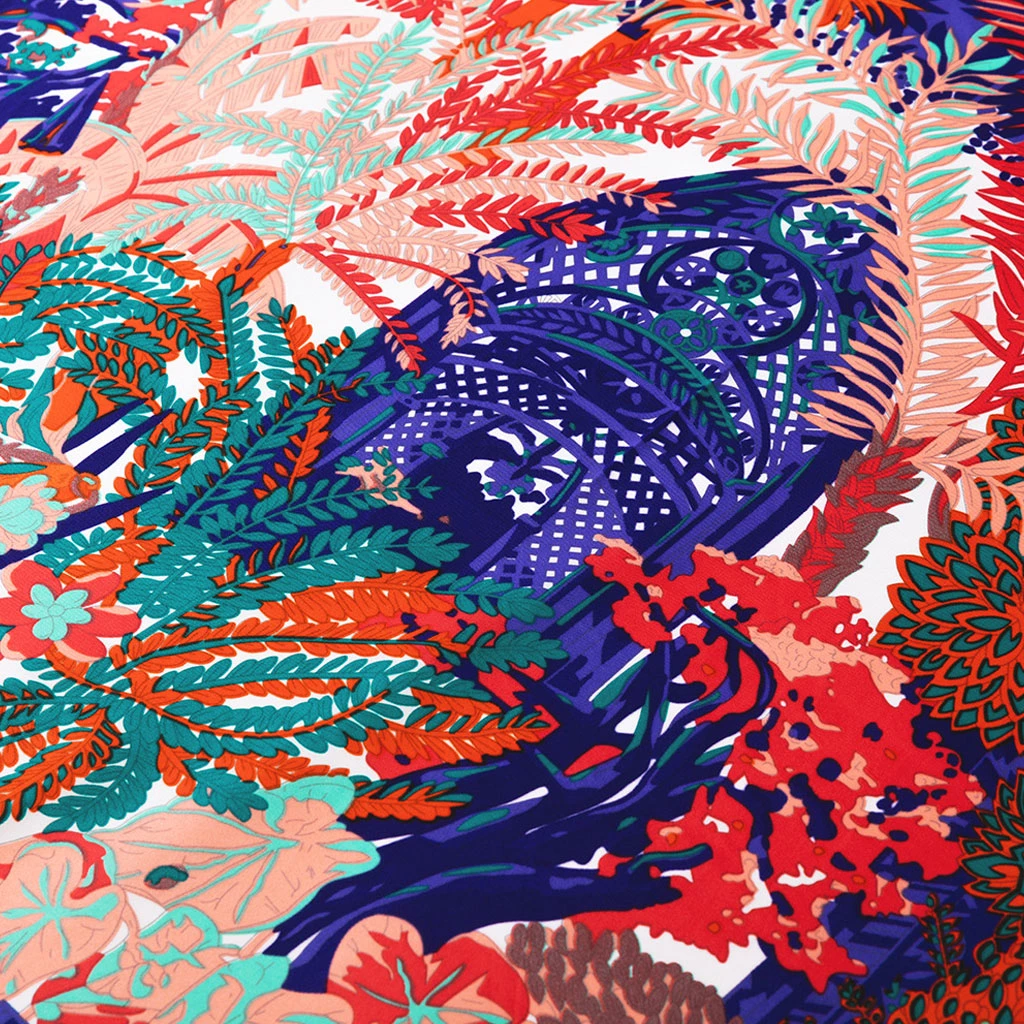 Trendy & Unique What's New Luxuriant Jungle Print Oversized Square Silk-Twill Scarf - Orange 5 Trendy & Unique What's New Luxuriant Jungle Print Oversized Square Silk-Twill Scarf - Orange