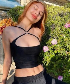 Trendy & Unique What's New Modern Chic Metal Ring Crossed Strap Crop Tank Top - Black