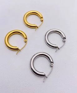 Trendy & Unique Modern Chic Plated Chunky Small Hoop Earrings - Gold
