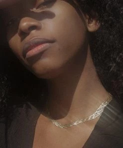 Trendy & Unique Modern Chic Plated Wheat Chain Braided Choker Necklace - Gold