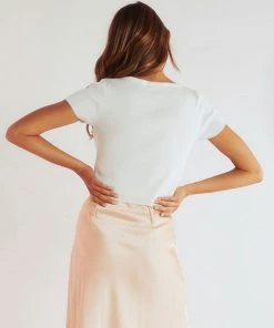 Trendy & Unique Modern Chic Short Sleeve Front Tie Rib Knit Cardigan - White What's New