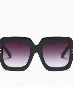 Trendy & Unique What's New Modern Chic Tinted Oversized Square Gradient Sunglasses - Black 11 Trendy & Unique What's New Modern Chic Tinted Oversized Square Gradient Sunglasses - Black