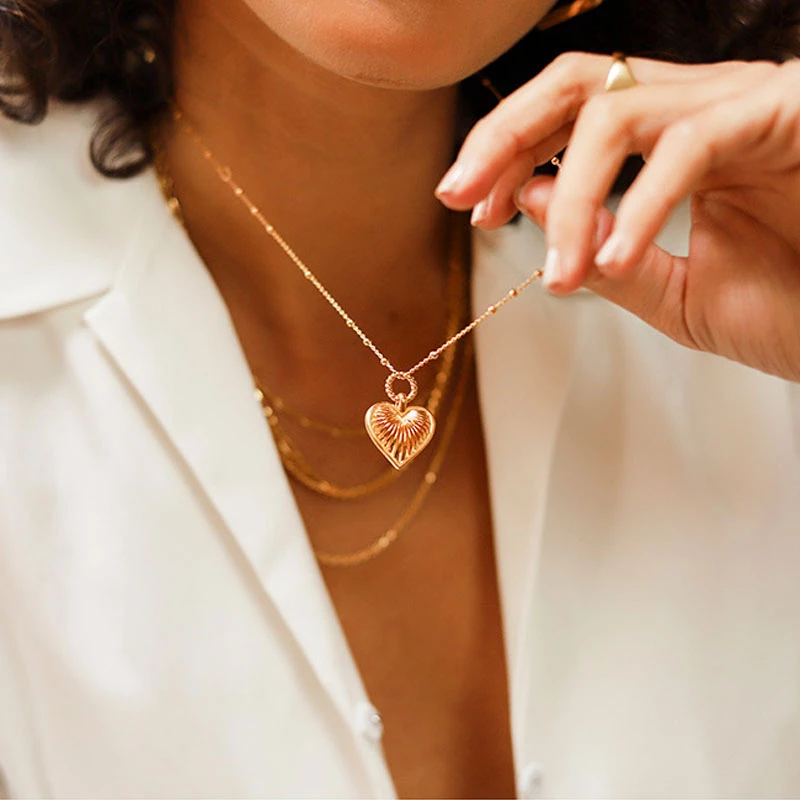 Trendy & Unique Jewelry Modern Style Beaded Link Chain Puffy Heart Charm Necklace - Gold 4 Trendy & Unique Jewelry Modern Style Beaded Link Chain Puffy Heart Charm Necklace - Gold