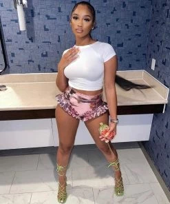 Trendy & Unique Modern Style High Waist Ruffle Wide Leg Leather Shorts - Pink What's New 9 Trendy & Unique Modern Style High Waist Ruffle Wide Leg Leather Shorts - Pink What's New