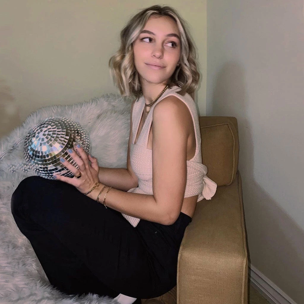 Trendy & Unique What's New Multi-Way Bandage Tie Strap Cropped Knit Tank Top - Apricot 6 Trendy & Unique What's New Multi-Way Bandage Tie Strap Cropped Knit Tank Top - Apricot