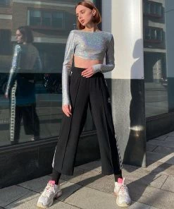 Trendy & Unique Sparkly Crew Neck Long Sleeve Backless Crop T- Shirt - Sliver