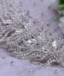 Trendy & Unique Sparkly Crystal Rhinestone Leaf Embellished Headband - Silver What's New