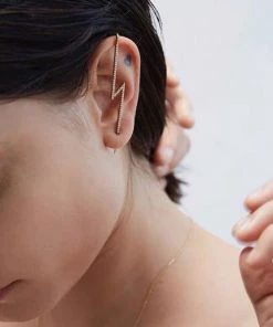 Trendy & Unique Sparkly Rhinestone Trimmed Lighting Bolt Ear Cuff Earring - White