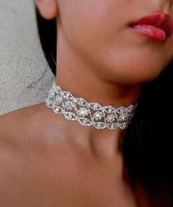Trendy & Unique Sparkly Rhinestone Scalloped Chain Statement Choker Necklace - Silver