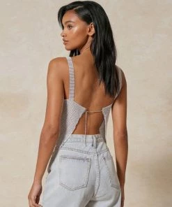 Trendy & Unique What's New Sparkly Rhinestone Square Neck Crop Metal Tank Top - Silver
