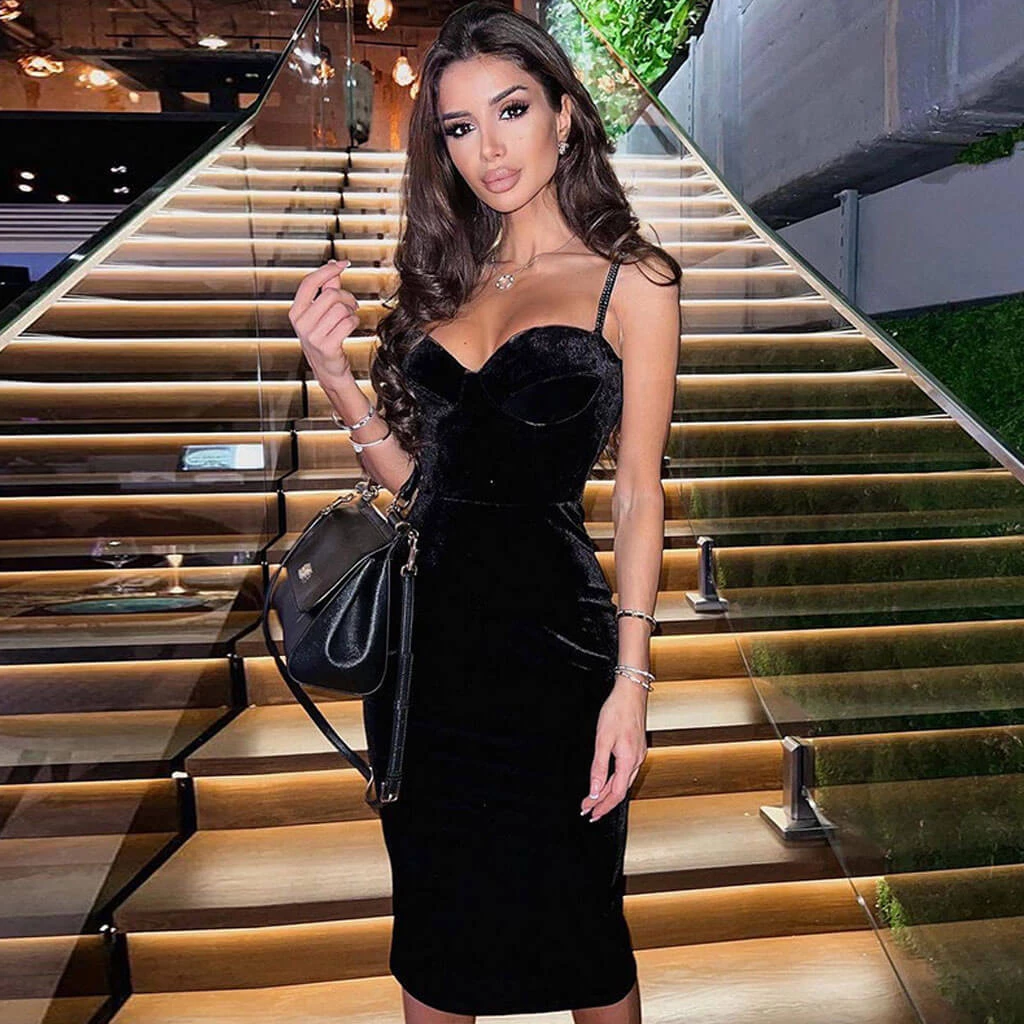 Trendy & Unique What's New Sparkly Rhinestone Sweetheart Neck Cocktail Midi Dress - Black 3 Trendy & Unique What's New Sparkly Rhinestone Sweetheart Neck Cocktail Midi Dress - Black