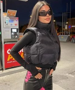 Trendy & Unique Street Style High Neck Zipper Front Cropped Quilted Vest - Black