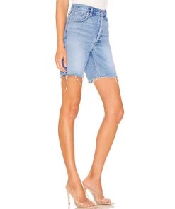 Trendy & Unique Street Style High Waist Frayed Bermuda Denim Shorts - Blue