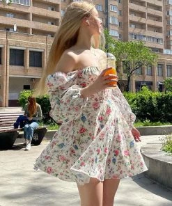 Trendy & Unique Sweet Puff Sleeve Tied Bustier Printed Skater Mini Dress - White What's New