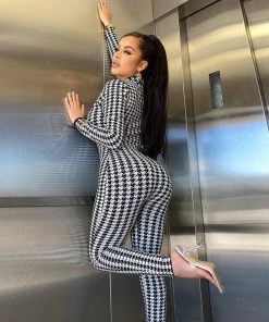 Trendy & Unique Trendy Houndstooth Printed Zipper Front Long Sleeve Jumpsuit - Black