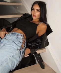 Trendy & Unique Unique Chain Side Mid Waist Frayed Straight Leg Jeans - Blue