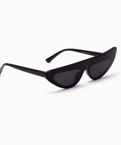 Trendy & Unique Time Fly Back '90s It Girl Cat-eye Space Sunglasses - Black