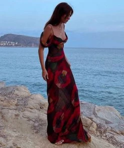 Trendy & Unique Vintage Print Cowl Neck Cold Shoulder Vacation Maxi Dress - Red What's New