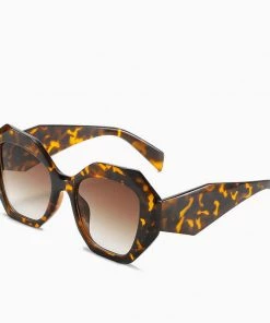 Trendy & Unique Vintage Style Bold Chunky Frame Hexagon Sunglasses - Brown 9 Trendy & Unique Vintage Style Bold Chunky Frame Hexagon Sunglasses - Brown