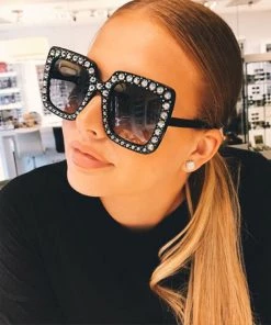 Trendy & Unique What's New Vintage Style Galaxy Rhinestone Frame Square Sunglasses - Black