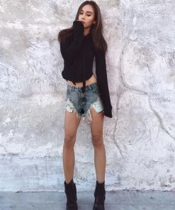 Trendy & Unique What's New Vintage Style High Waist Bleach Distressed Denim Shorts - Blue